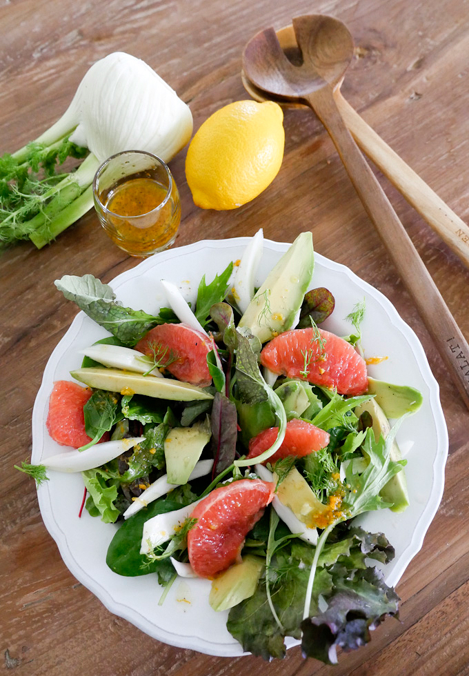  Eating while breastfeeding: salad with fennel and avocado 