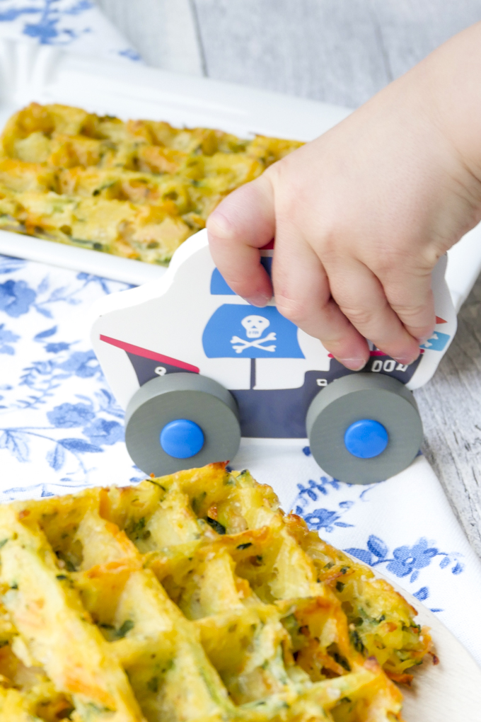  Hearty waffles for kids from zucchini, potatoes and carrots 
